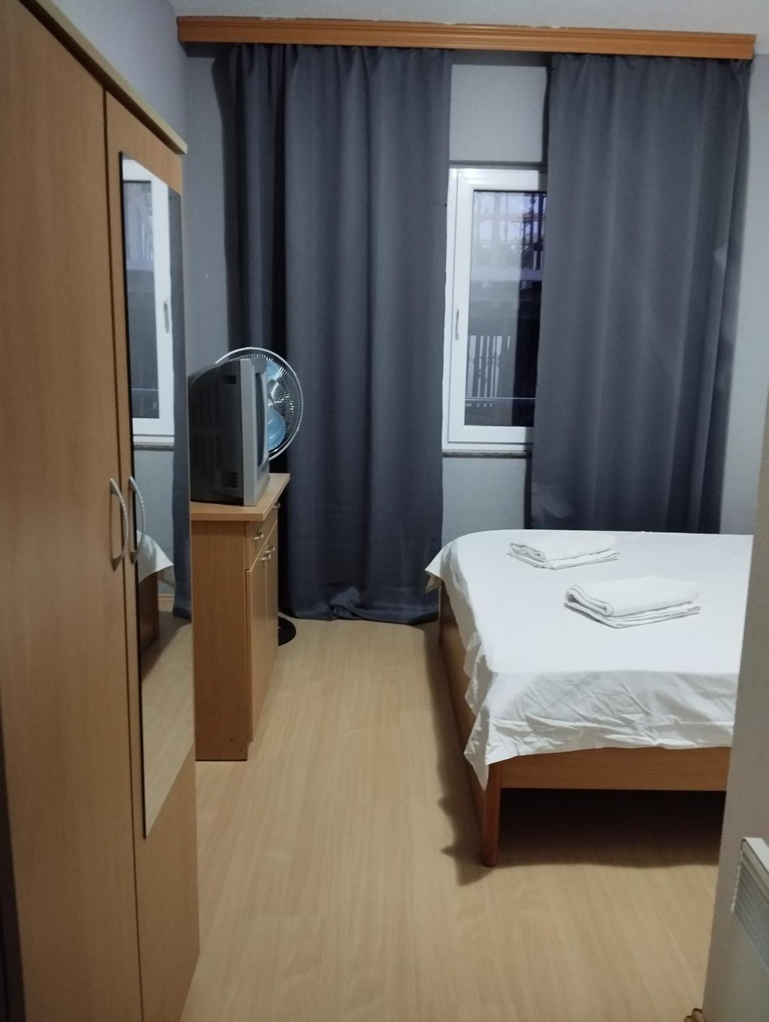 Hotel Ariston 斯特鲁加 外观 照片